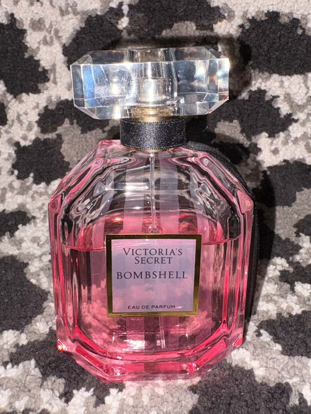 Bombshell Eau De Parfum. - Picture 1 of 5